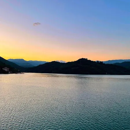 Lakeside Luxury 3* Jablanica