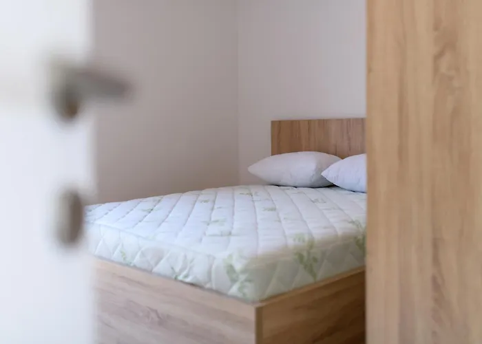 Aparthotel Lakeside Luxury 3*