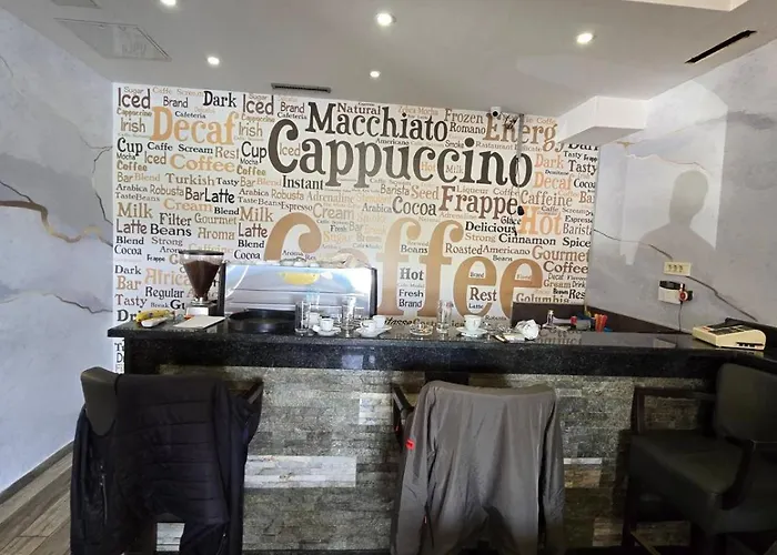 Lakeside Luxury Aparthotel